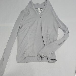 Athleta Light Gray Long Sleeve Top